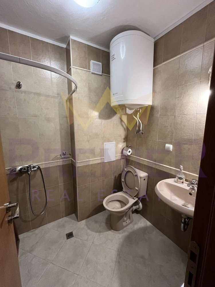 Продава 3-СТАЕН, гр. София, Център, снимка 8 - Апартаменти - 54106902