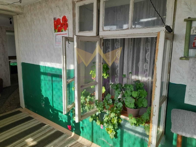 Продава КЪЩА, с. Кривня, област Варна, снимка 8 - Къщи - 42277527