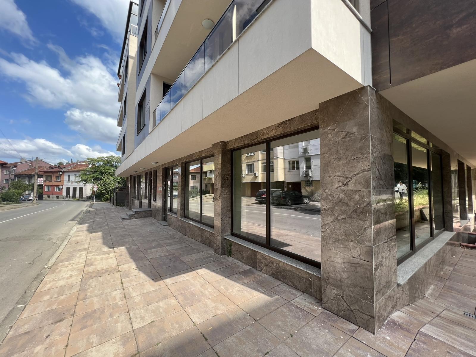 Продава МАГАЗИН, гр. Враца, Център, снимка 2 - Магазини - 53726139