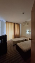 Продава  2-стаен град Варна , к.к. Златни пясъци , 73 кв.м | 89165661 - изображение [12]