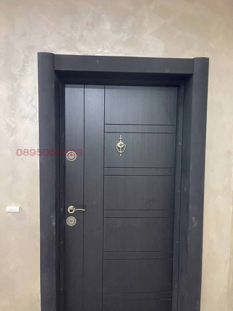 Продава 3-СТАЕН, гр. Перник, Изток, снимка 2 - Апартаменти - 52779765