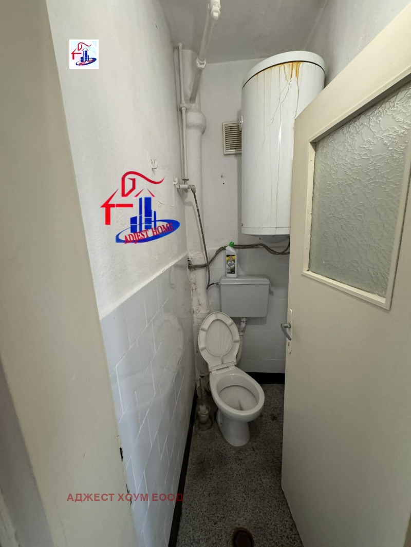 Продава 4-СТАЕН, гр. Шумен, Пазара, снимка 8 - Апартаменти - 52440130