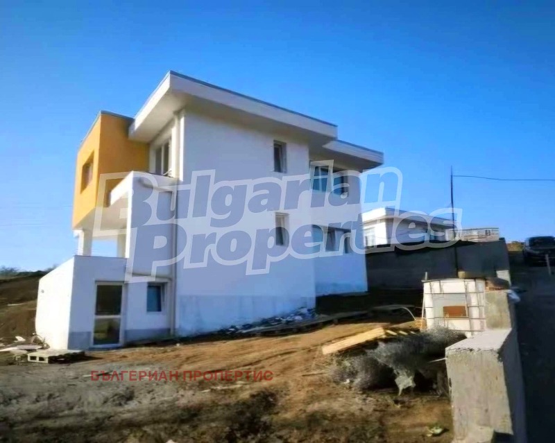 Продава КЪЩА, с. Черни връх, област Бургас, снимка 3 - Къщи - 52359789