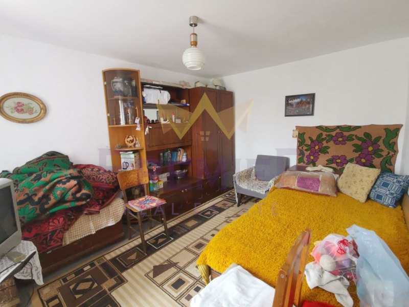 Продава КЪЩА, с. Соколово, област Добрич, снимка 3 - Къщи - 53093217