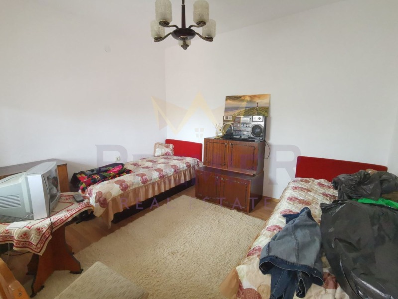 Продава КЪЩА, с. Соколово, област Добрич, снимка 4 - Къщи - 53093217