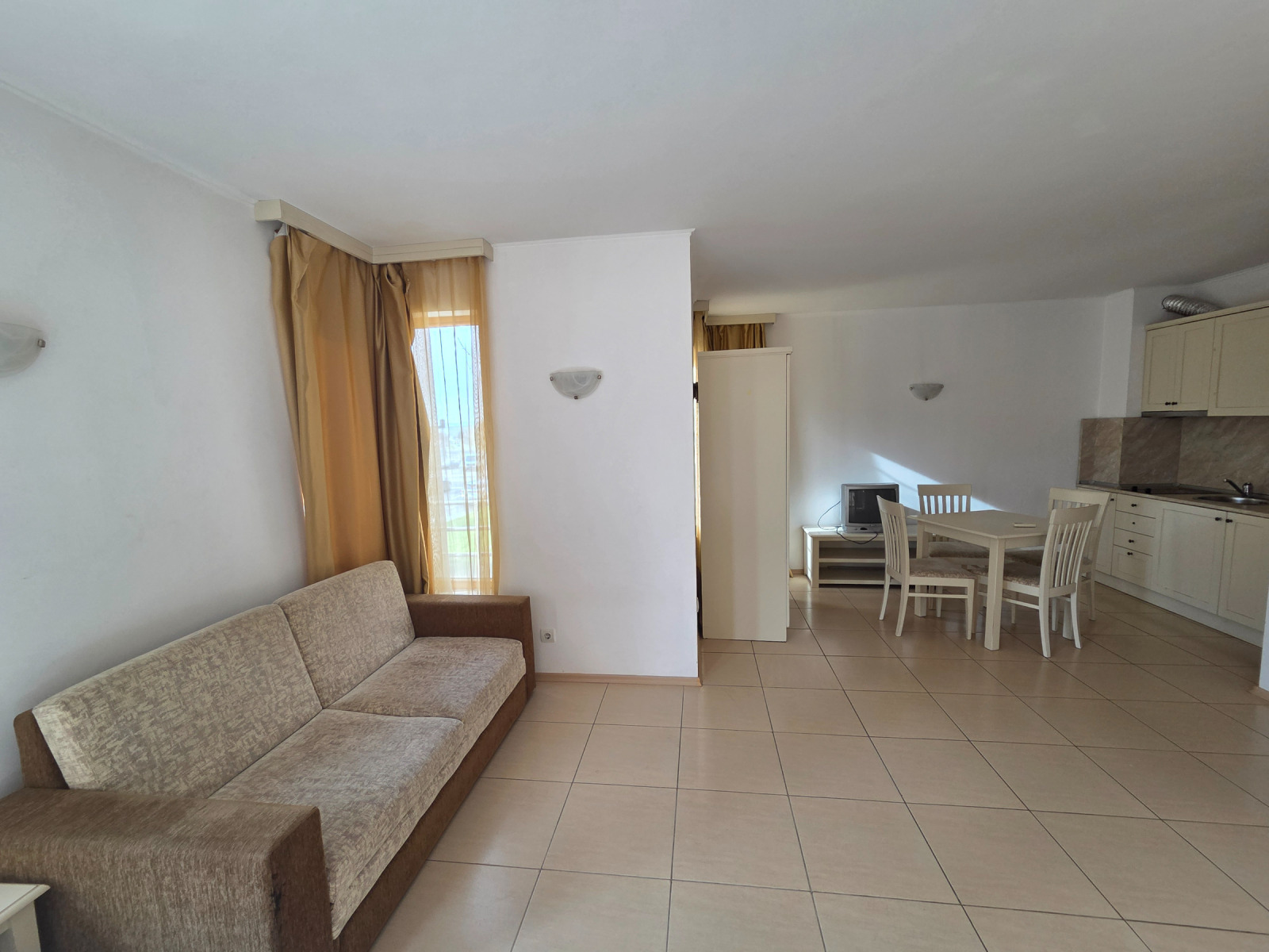 Продава  2-стаен област Бургас , к.к. Слънчев бряг , 79 кв.м | 32551243