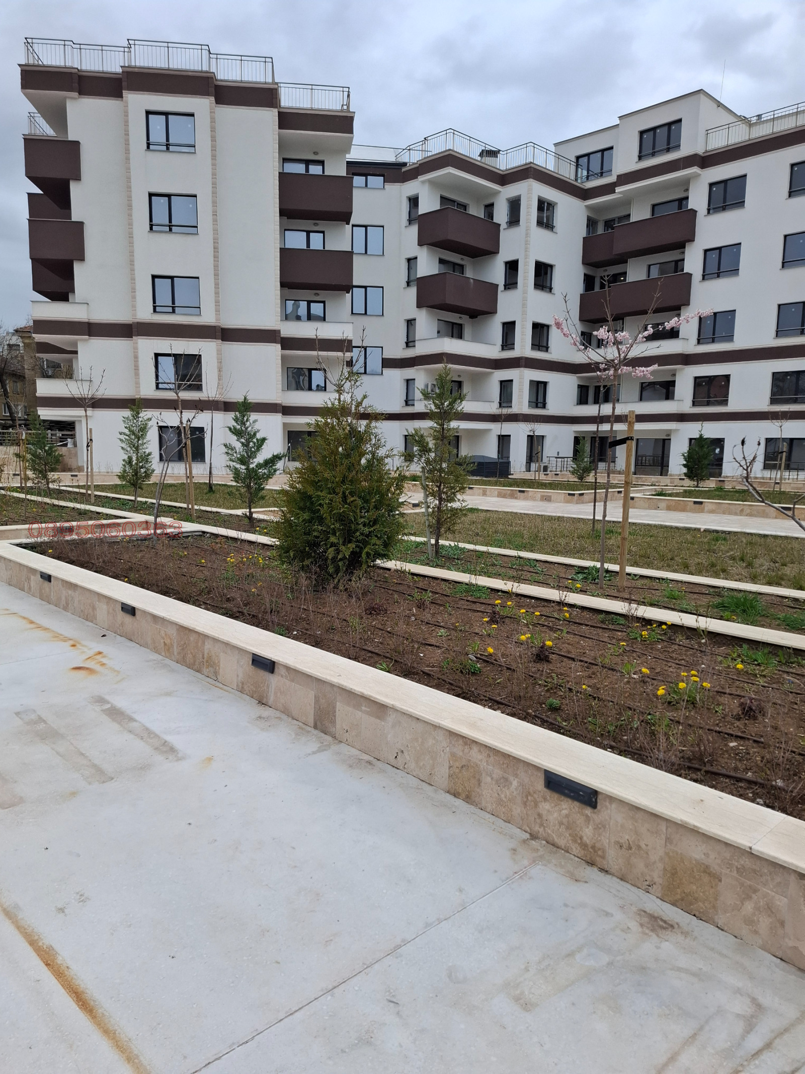 Продава 3-СТАЕН, гр. Перник, Изток, снимка 7 - Апартаменти - 54100101