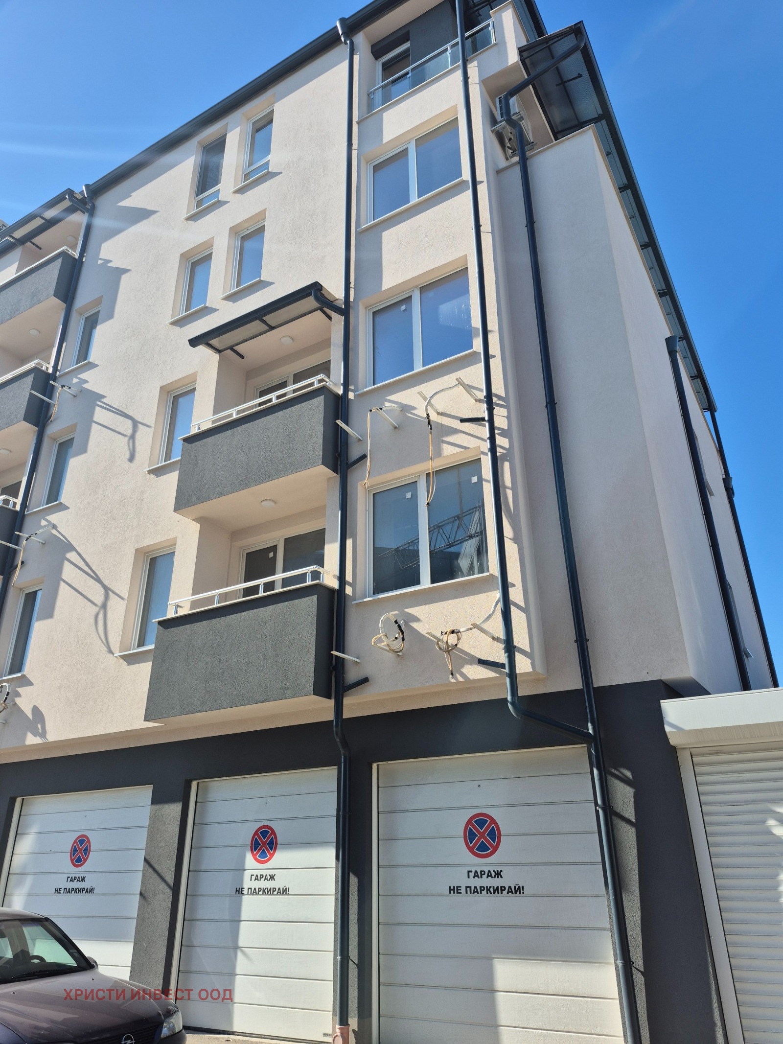 Продава ГАРАЖ, ПАРКОМЯСТО, гр. София, Военна рампа, снимка 2 - Гаражи и паркоместа - 55790983