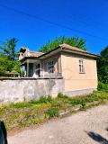 Продава КЪЩА, с. Ягнило, област Варна, снимка 1