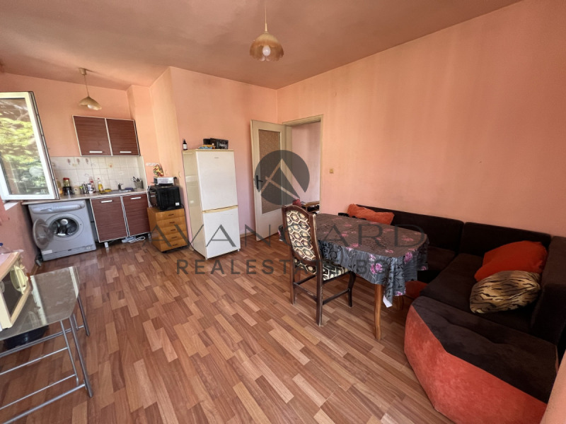 Продава 3-СТАЕН в град Пловдив, Кършияка - 100 кв.м / 204 999 € » 400 943.19 лв., АВАНГАРД РИЪЛ ЕСТЕЙТ