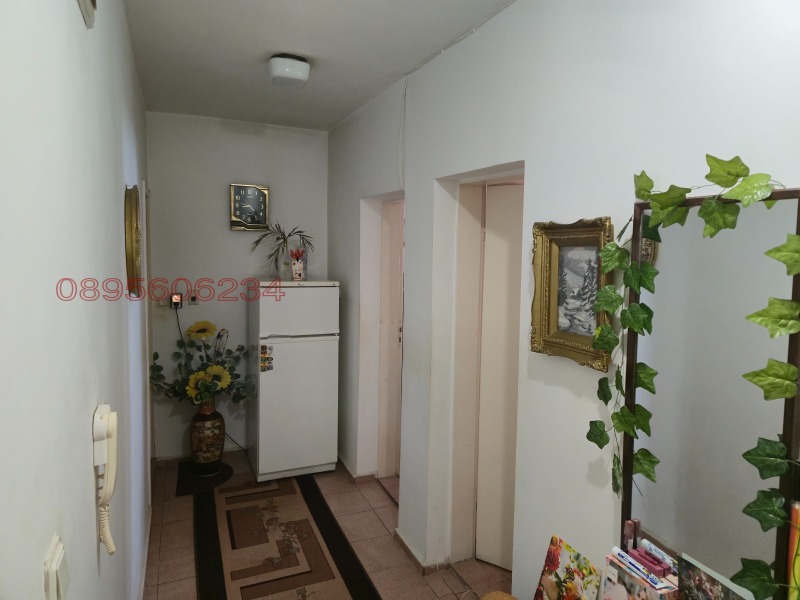 Продава  2-стаен град Варна , Окръжна болница-Генерали , 77 кв.м | 86864113 - изображение [2]
