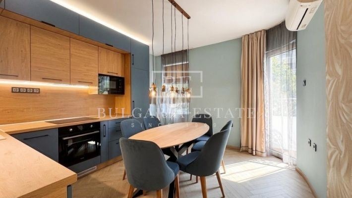 Продава 4-СТАЕН, гр. Варна, Център, снимка 2 - Апартаменти - 56609956
