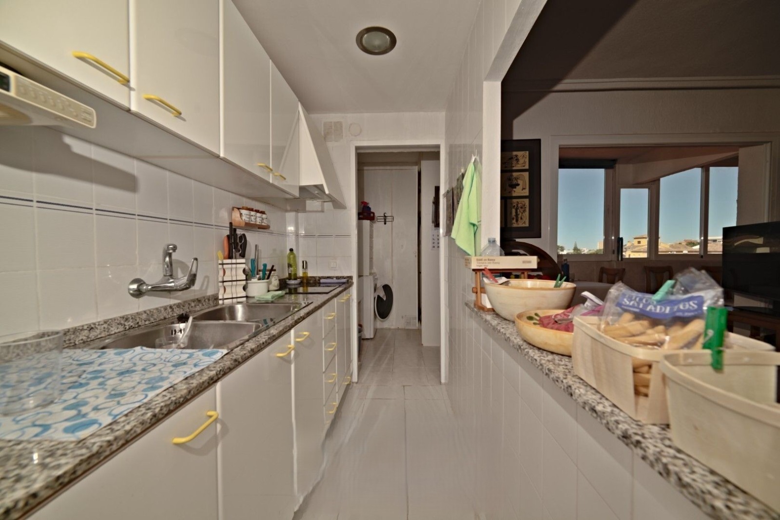 Продава 2-СТАЕН, гр. София, Център, снимка 3 - Апартаменти - 54301950