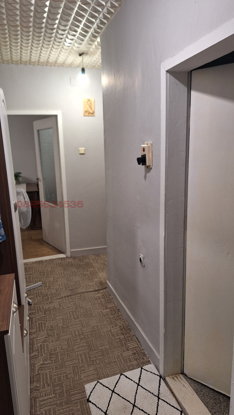 Продава 2-СТАЕН, гр. Търговище, Запад 1, снимка 7 - Апартаменти - 52874081