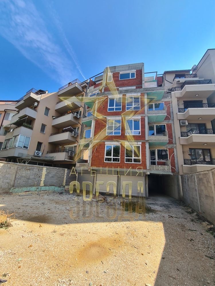 À venda  2 quartos Plovdiv , Karchiiaka , 81 m² | 44962664