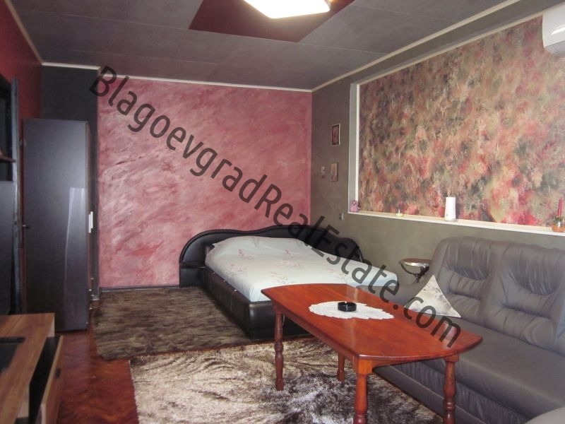 Продава 3-СТАЕН, гр. Благоевград, Струмско, снимка 2 - Апартаменти - 54870788
