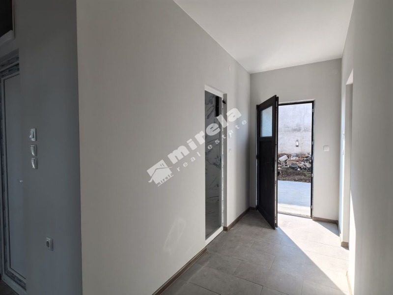 Продава КЪЩА, с. Кабиле, област Ямбол, снимка 13 - Къщи - 52648169