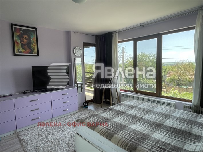Продава КЪЩА, с. Орешак, област Варна, снимка 12 - Къщи - 54784846