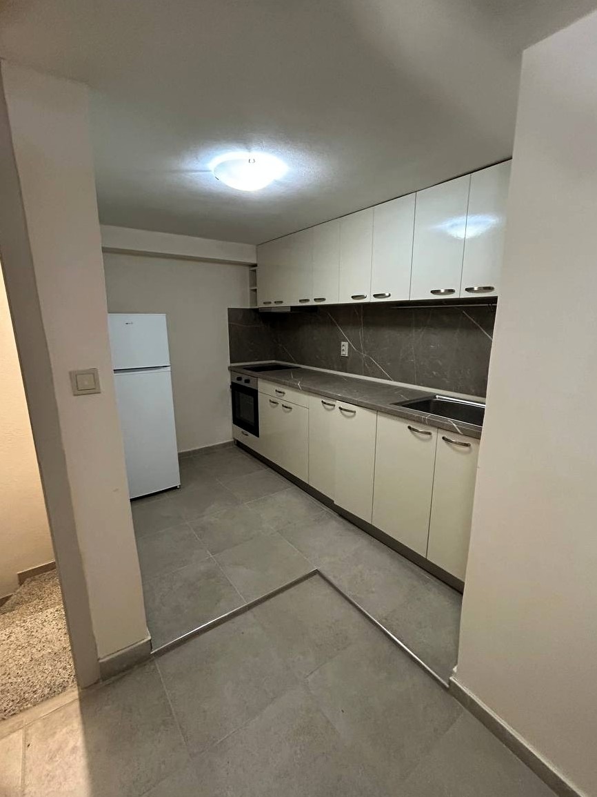 Продава 1-СТАЕН, гр. София, Хаджи Димитър