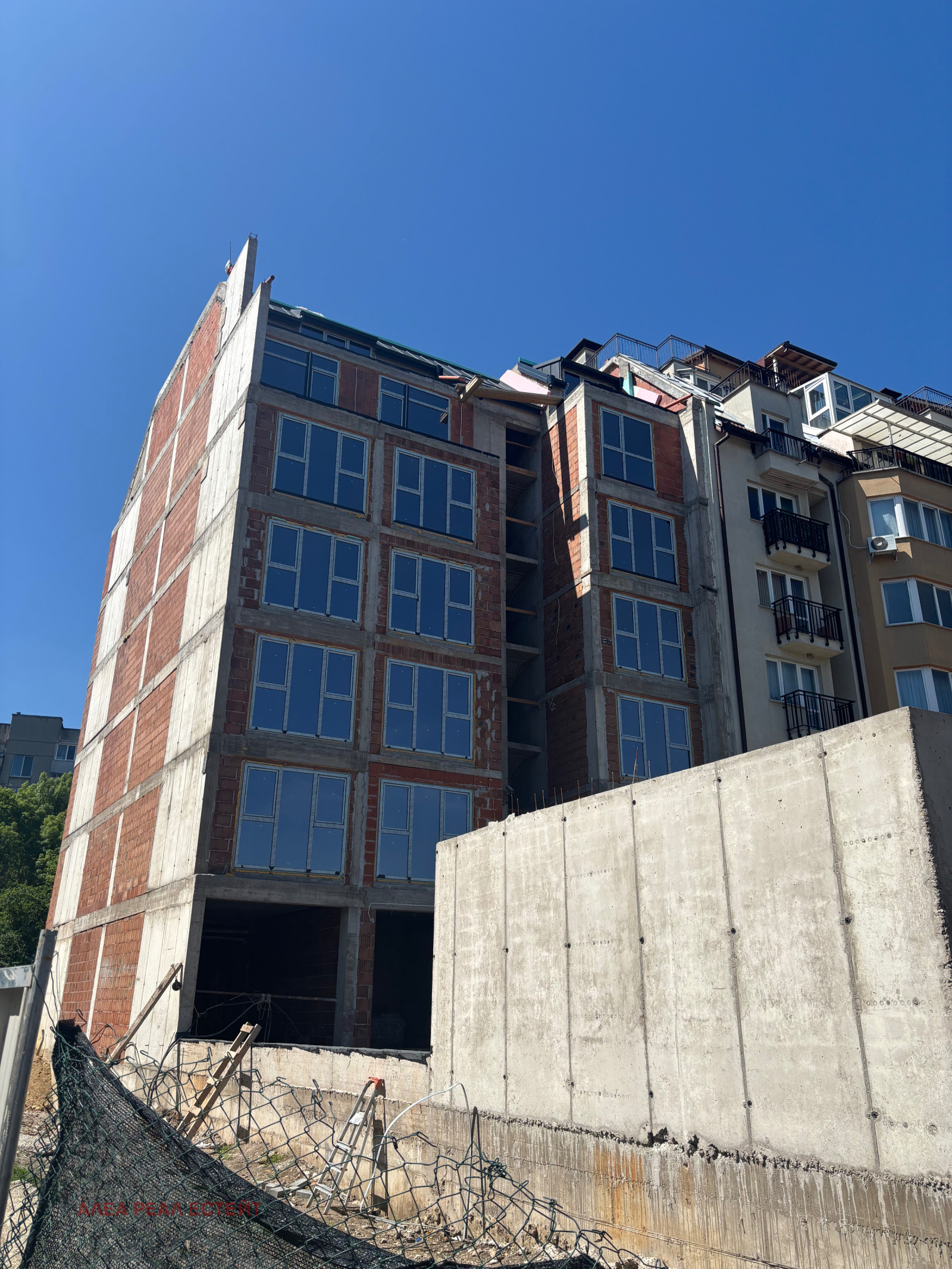 Продава 3-СТАЕН, гр. София, Гоце Делчев, снимка 2 - Апартаменти - 53758507