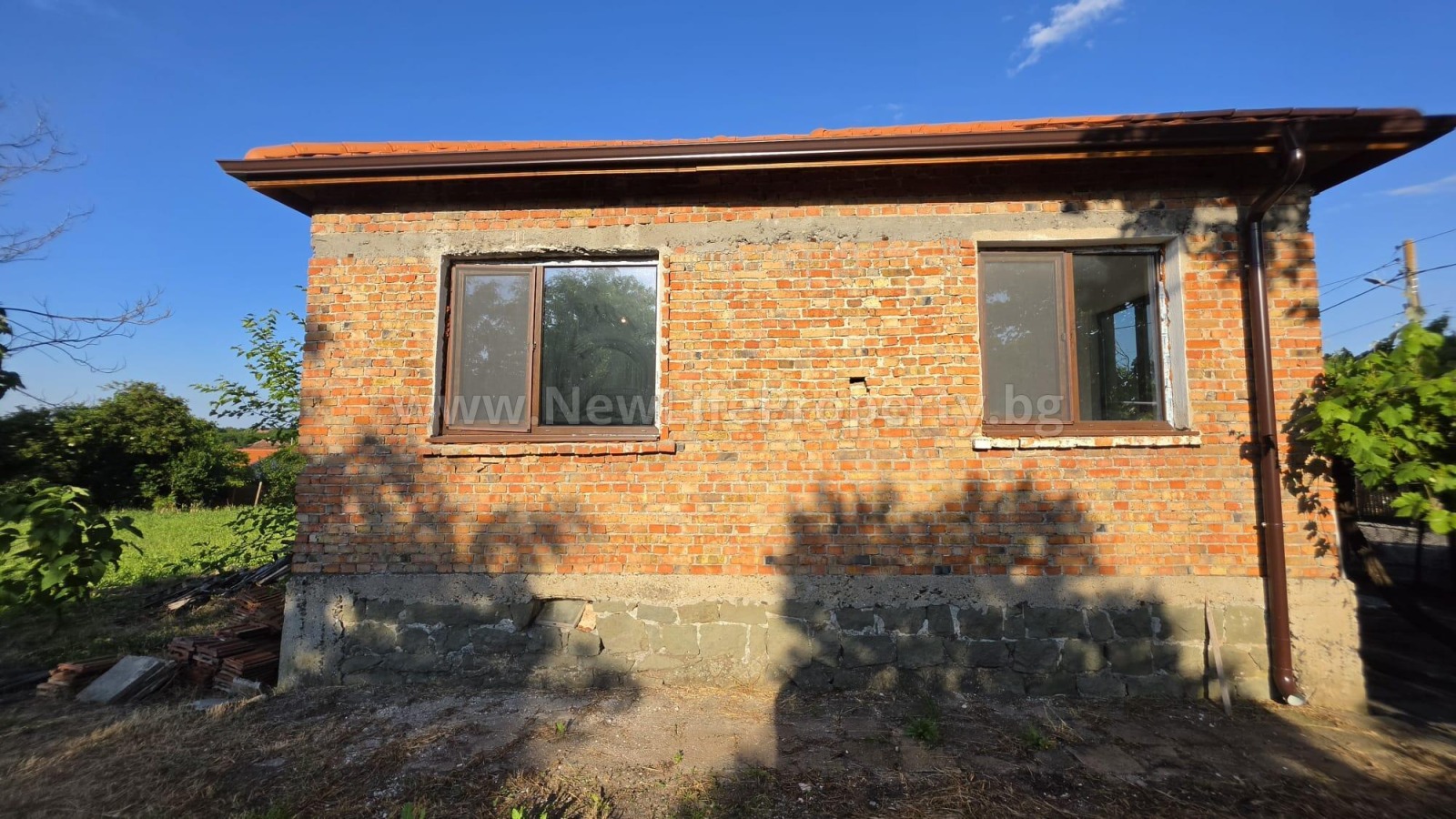 Продава КЪЩА, с. Ливада, област Бургас, снимка 14 - Къщи - 54970306