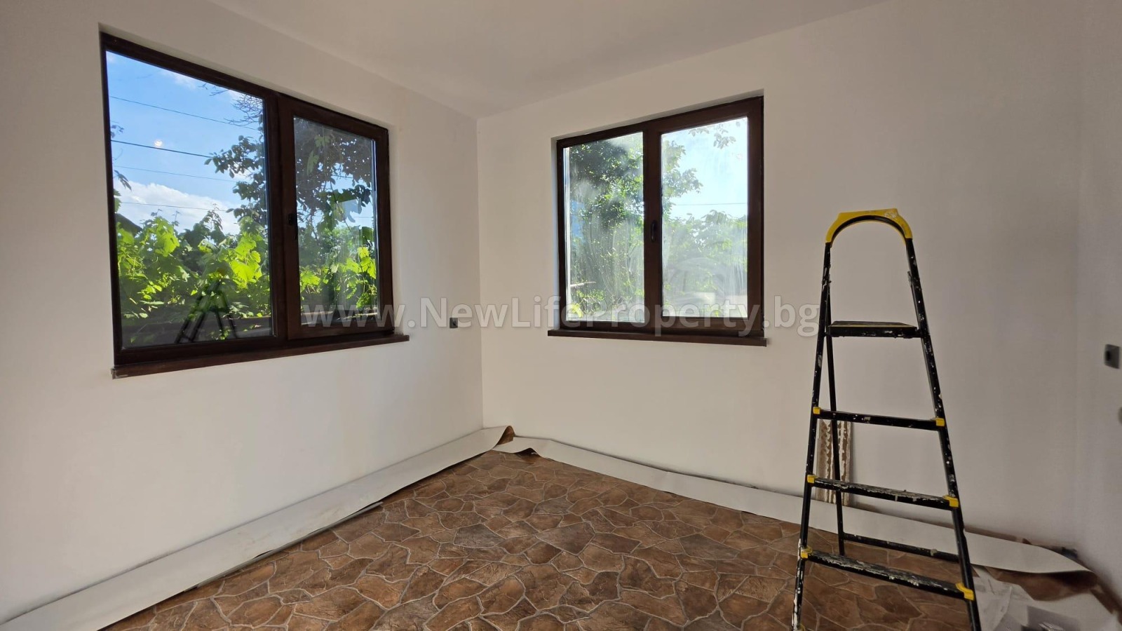 Продава КЪЩА, с. Ливада, област Бургас, снимка 13 - Къщи - 54970306