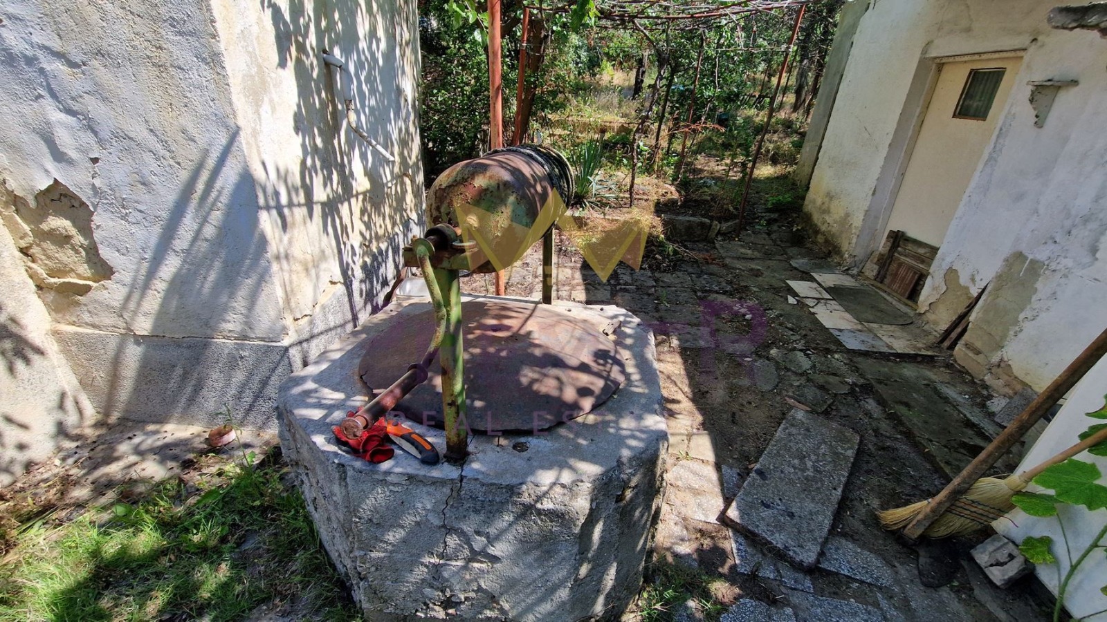Продава ПАРЦЕЛ, гр. Варна, м-т Планова, снимка 2 - Парцели - 46706742