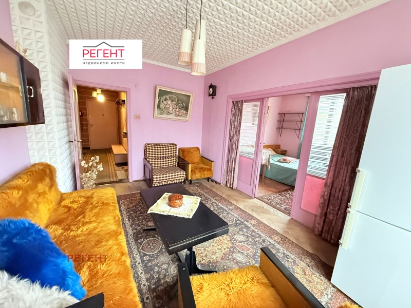 Продава 3-СТАЕН, град Габрово, Център • 160000 лв. / 81806.70 € • 83502958 1