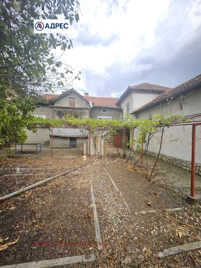 Na sprzedaż  Dom region Plewen , Kneża , 120 mkw | 98036016 - obraz [2]