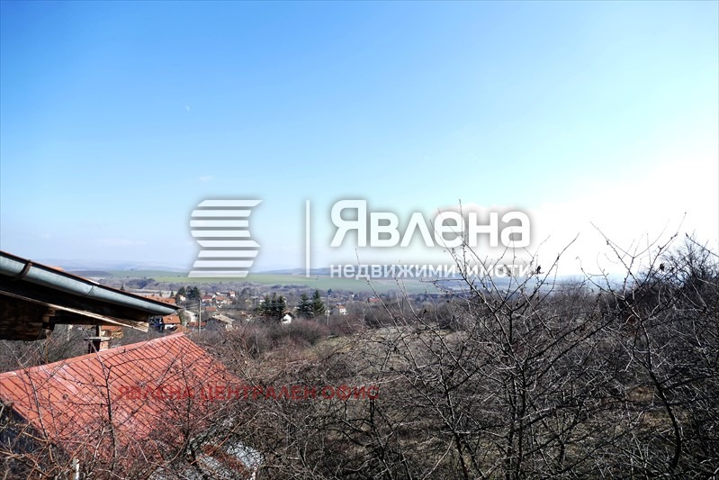 Продава КЪЩА, с. Извор, област София област, снимка 12 - Къщи - 54085456