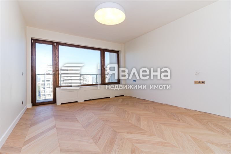 Продава 4-СТАЕН, гр. София, Изгрев, снимка 2 - Апартаменти - 52667861