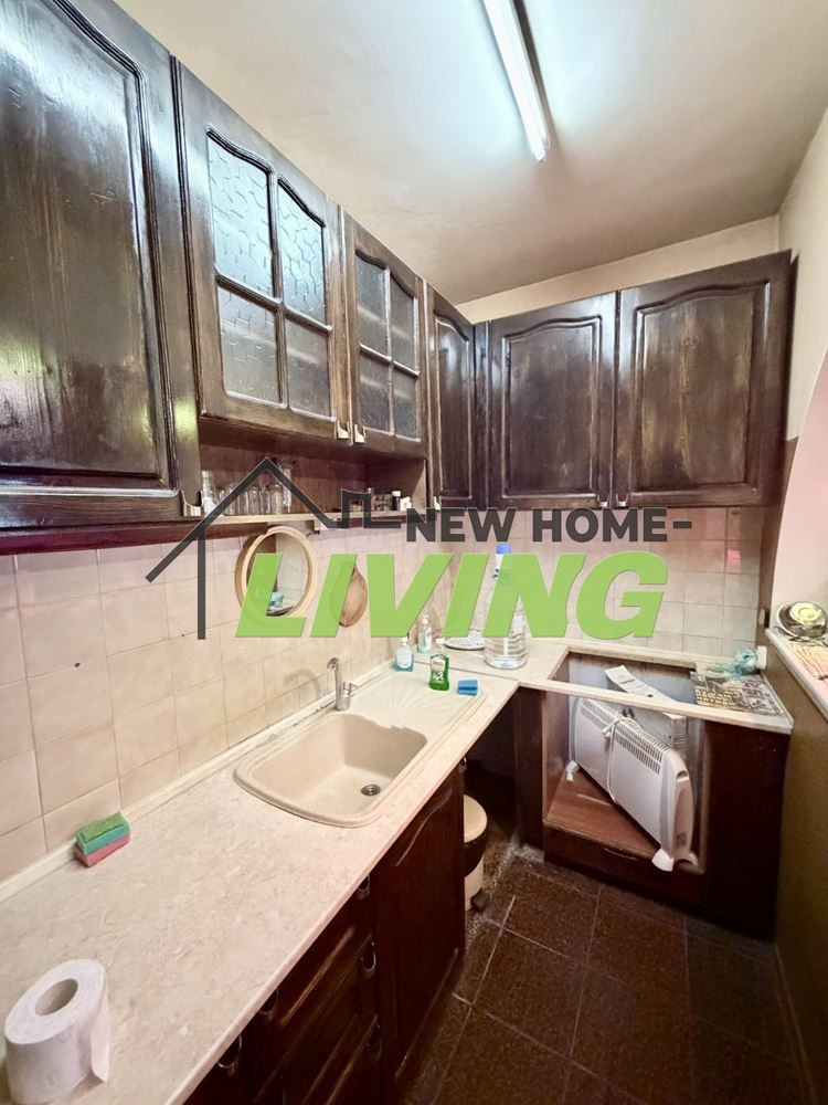 Продава ЕТАЖ ОТ КЪЩА, гр. Пловдив, Гагарин, снимка 5 - Етаж от къща - 53172906