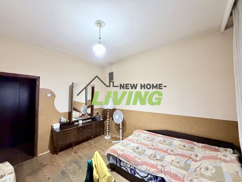 Продава ЕТАЖ ОТ КЪЩА, гр. Пловдив, Гагарин, снимка 10 - Етаж от къща - 53172906