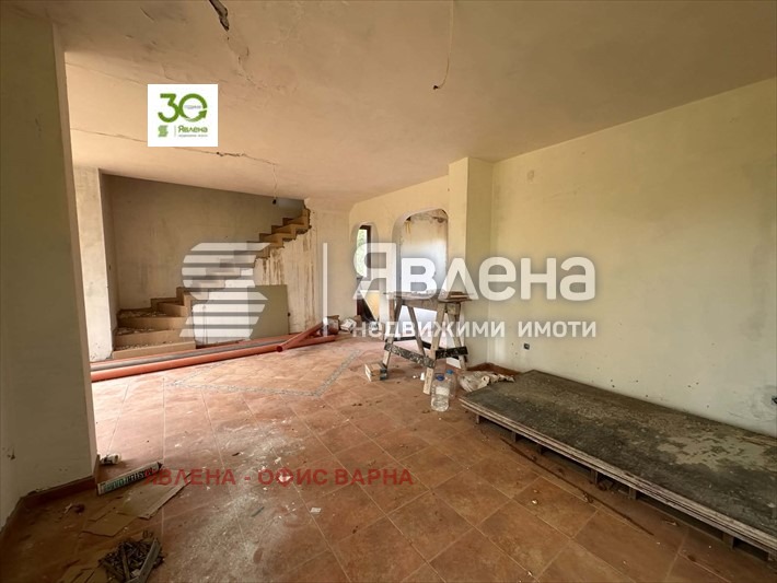 Продава КЪЩА, с. Аврен, област Варна, снимка 6 - Къщи - 55712899