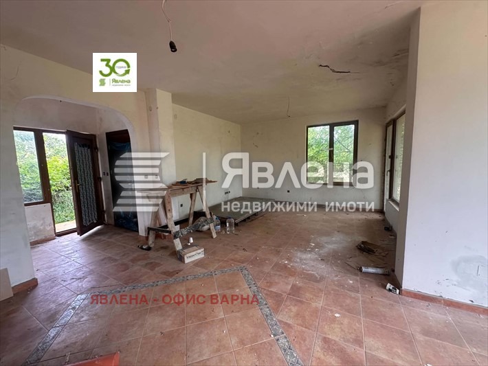 Продава КЪЩА, с. Аврен, област Варна, снимка 2 - Къщи - 55712899