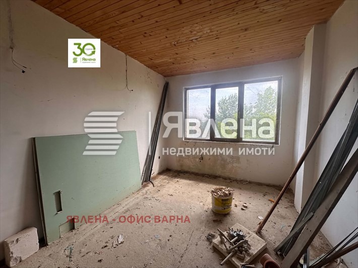 Продава КЪЩА, с. Аврен, област Варна, снимка 14 - Къщи - 55712899