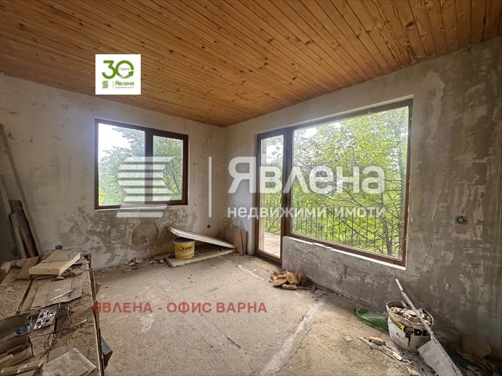 Продава КЪЩА, с. Аврен, област Варна, снимка 13 - Къщи - 55712899