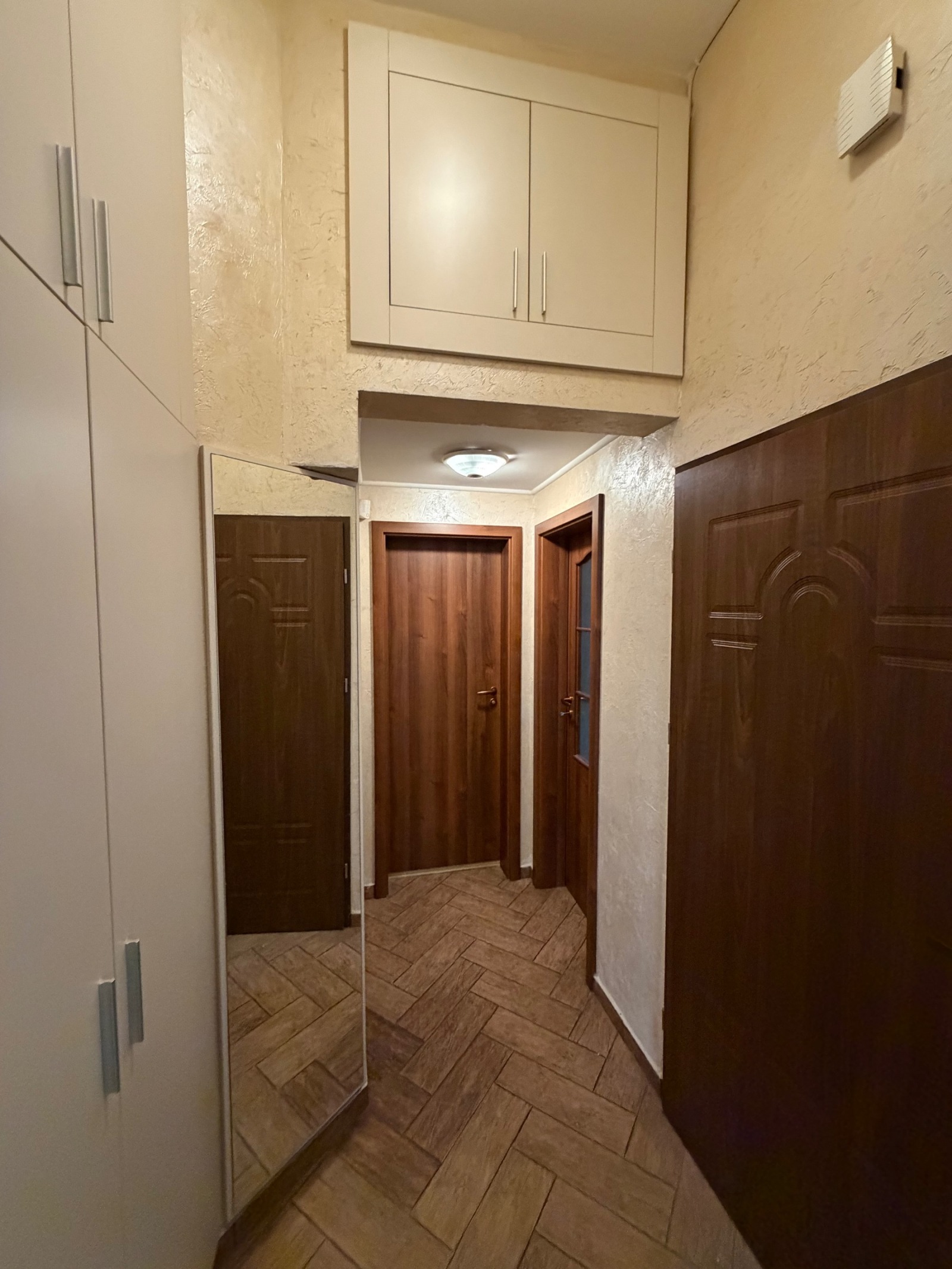 Продава 2-СТАЕН, гр. София, Център, снимка 8 - Апартаменти - 55349024