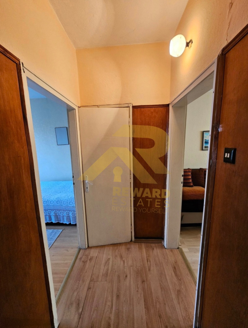 Продава 3-СТАЕН, гр. София, Света Троица, снимка 11 - Aпартаменти - 49259350