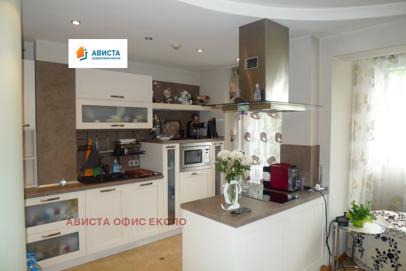 Продава 3-СТАЕН, гр. София, Медицинска академия, снимка 3 - Апартаменти - 52989830