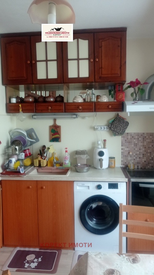 Продава 3-СТАЕН, гр. Шумен, Добруджански, снимка 2 - Апартаменти - 54308552