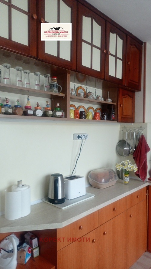 Продава 3-СТАЕН, гр. Шумен, Добруджански, снимка 3 - Апартаменти - 54308552