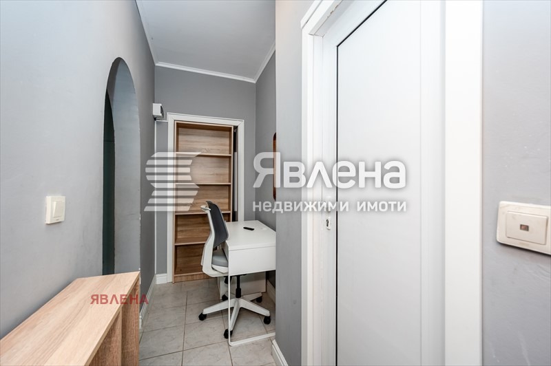 Продава 4-СТАЕН, гр. София, Слатина, снимка 13 - Aпартаменти - 49293169