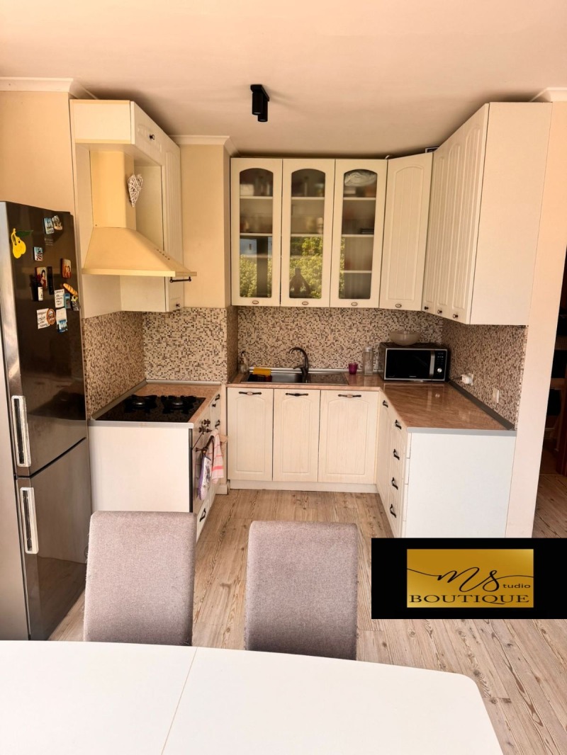 Na prodej  3+ ložnice oblast Sofia , Pravec , 256 m2 | 47692175 - obraz [4]