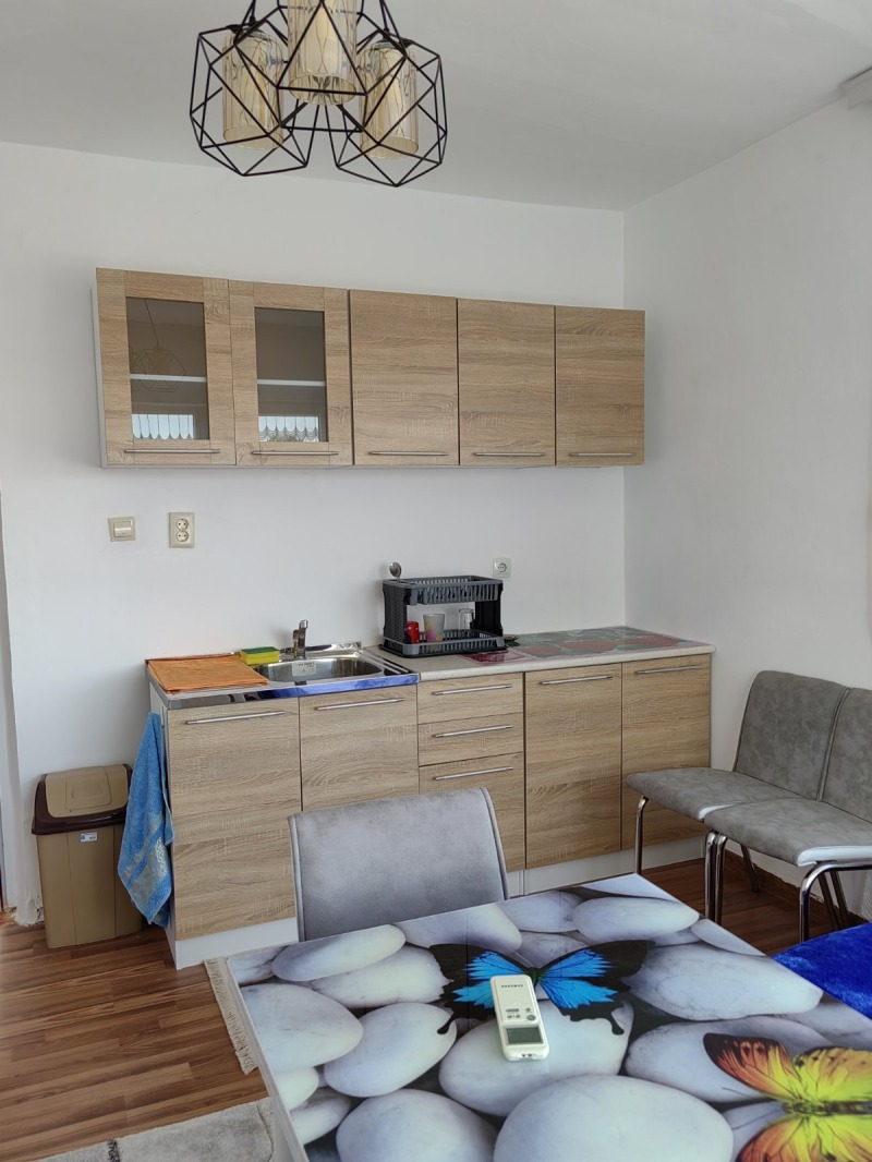 Продава КЪЩА, с. Неделево, област Пловдив, снимка 7 - Къщи - 50973499