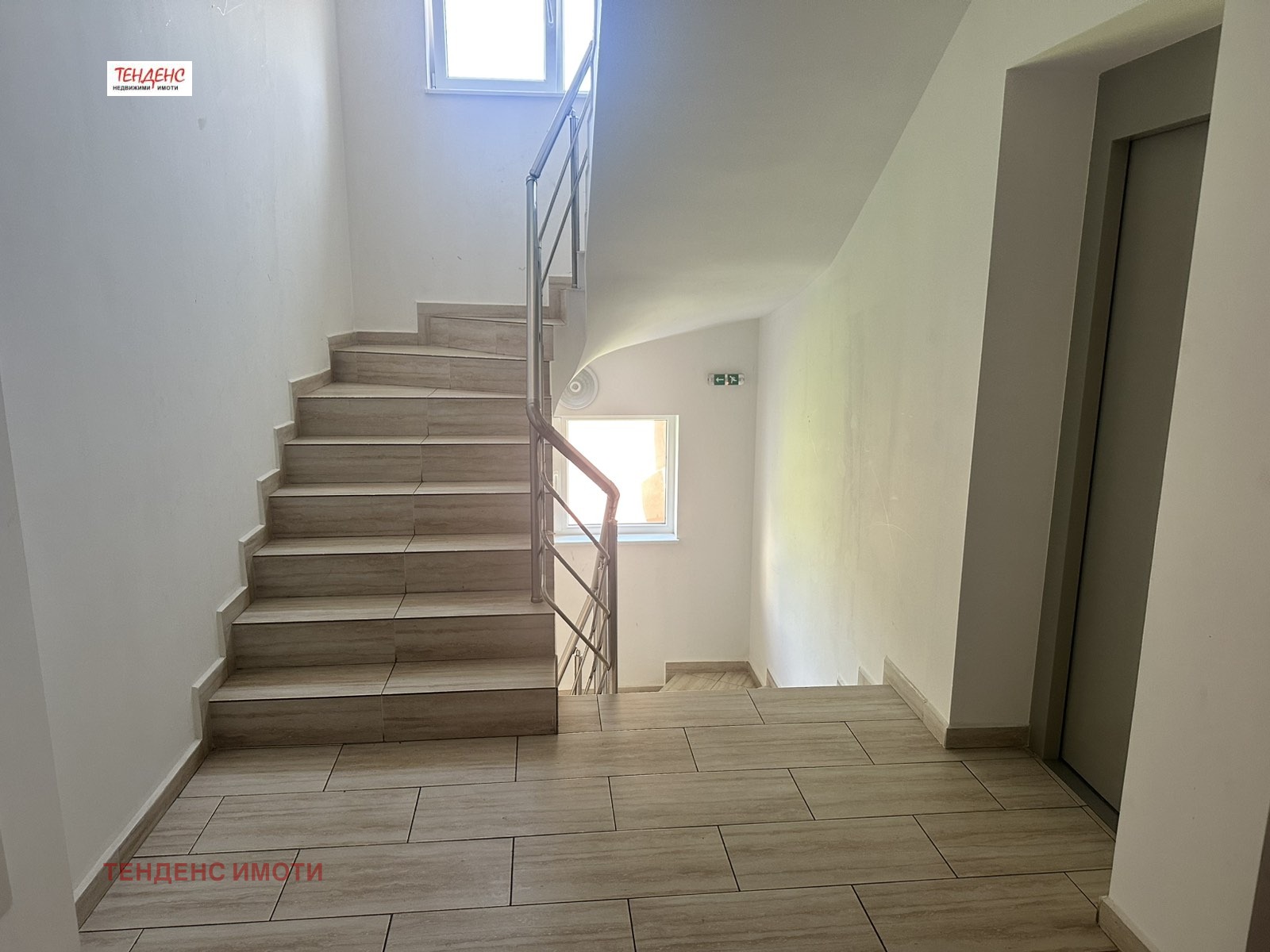 Продава 2-СТАЕН, гр. Кърджали, Център, снимка 15 - Апартаменти - 55720697