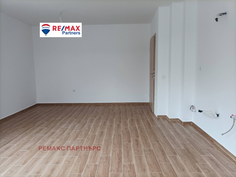 Продава  3-стаен, град Варна, Окръжна болница-Генерали •  290 000 EUR • ID 33381540 — holmes.bg - [1] 