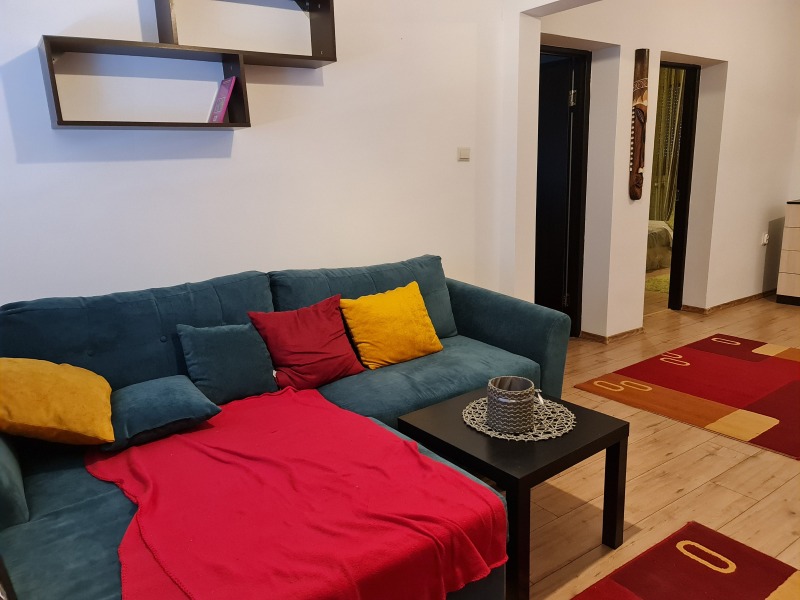 Продава ЕТАЖ ОТ КЪЩА, град София, Център • 350000 € / 684540.50 лв. • 39203916 1