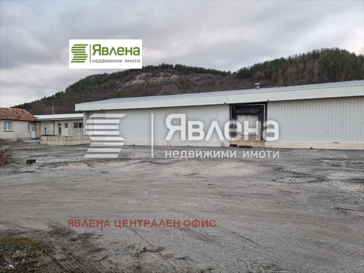 Продаја  Индустријска зграда регион Шуменска , Велики Преслав , 1250 м2 | 69471661
