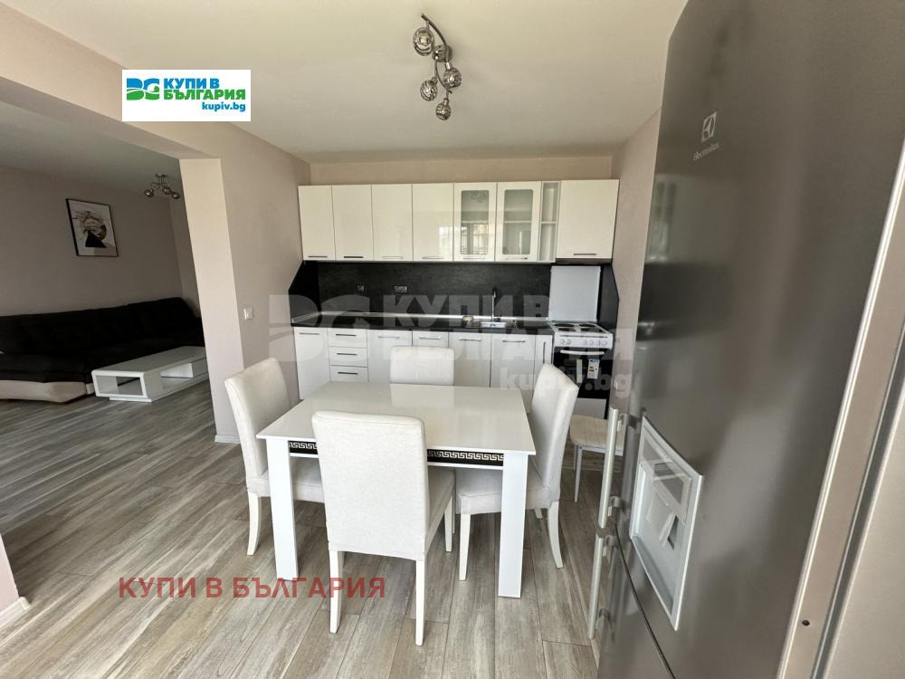 Продава 3-СТАЕН, гр. Варна, Лятно кино Тракия